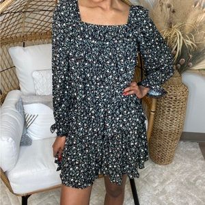 NWOT Black floral print long sleeve tiered romper